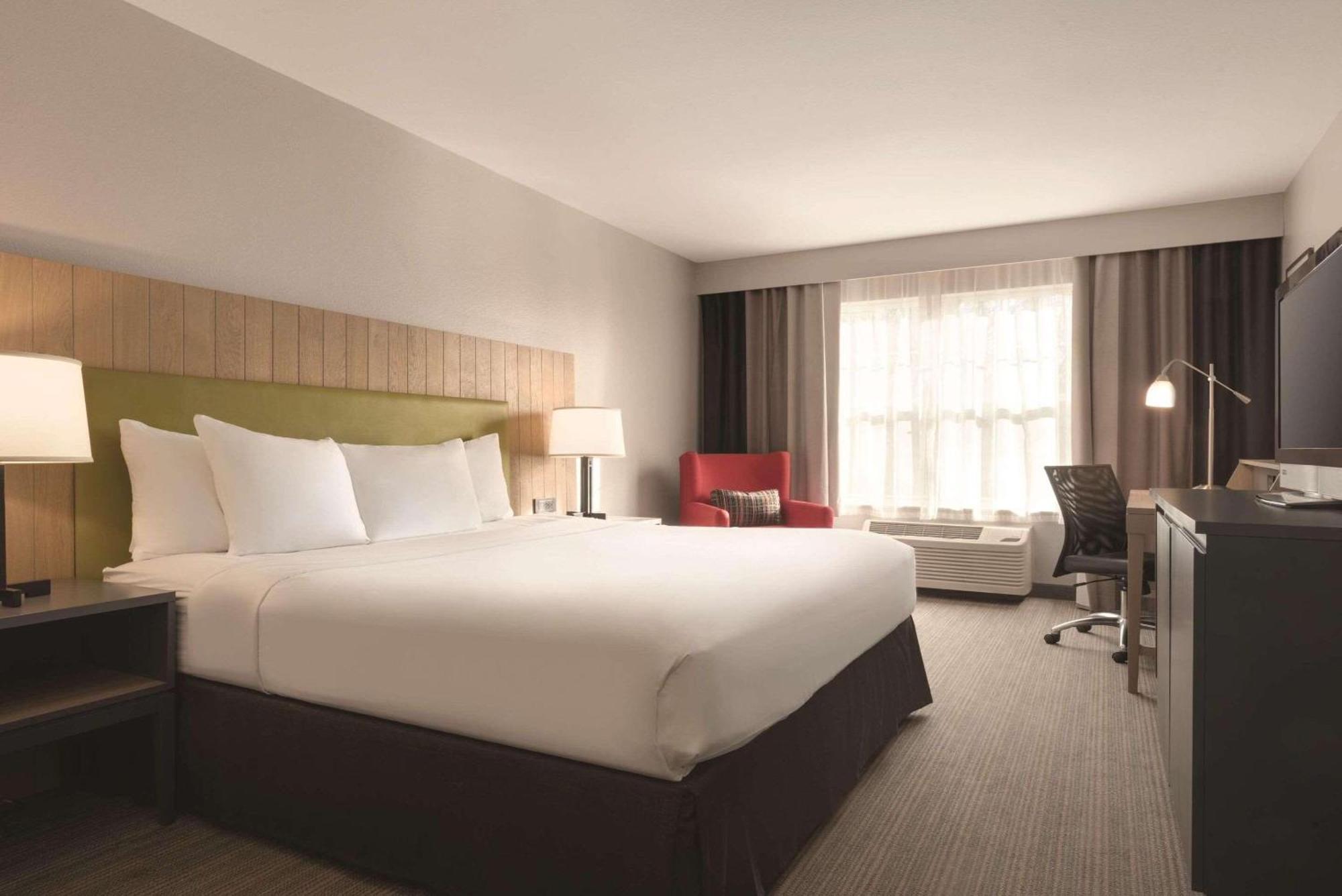 Country Inn & Suites By Radisson, Germantown, Wi Bagian luar foto