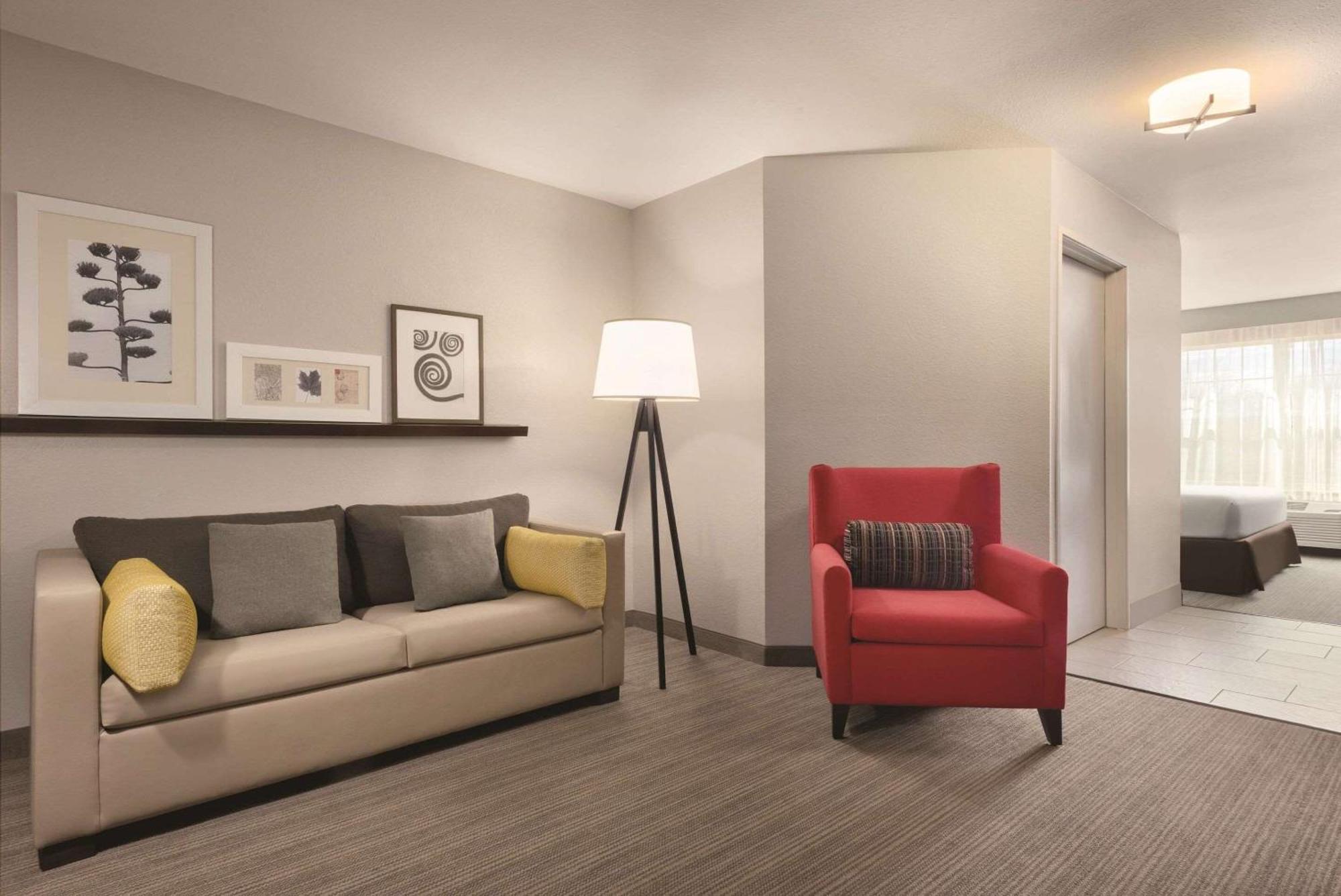 Country Inn & Suites By Radisson, Germantown, Wi Bagian luar foto