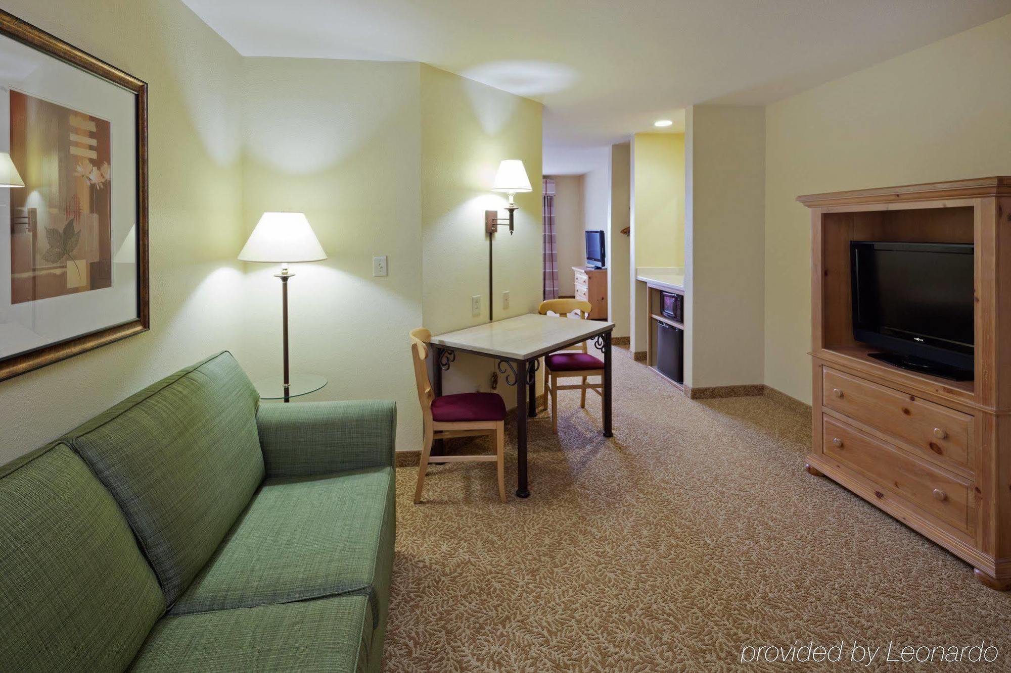 Country Inn & Suites By Radisson, Germantown, Wi Ruang foto