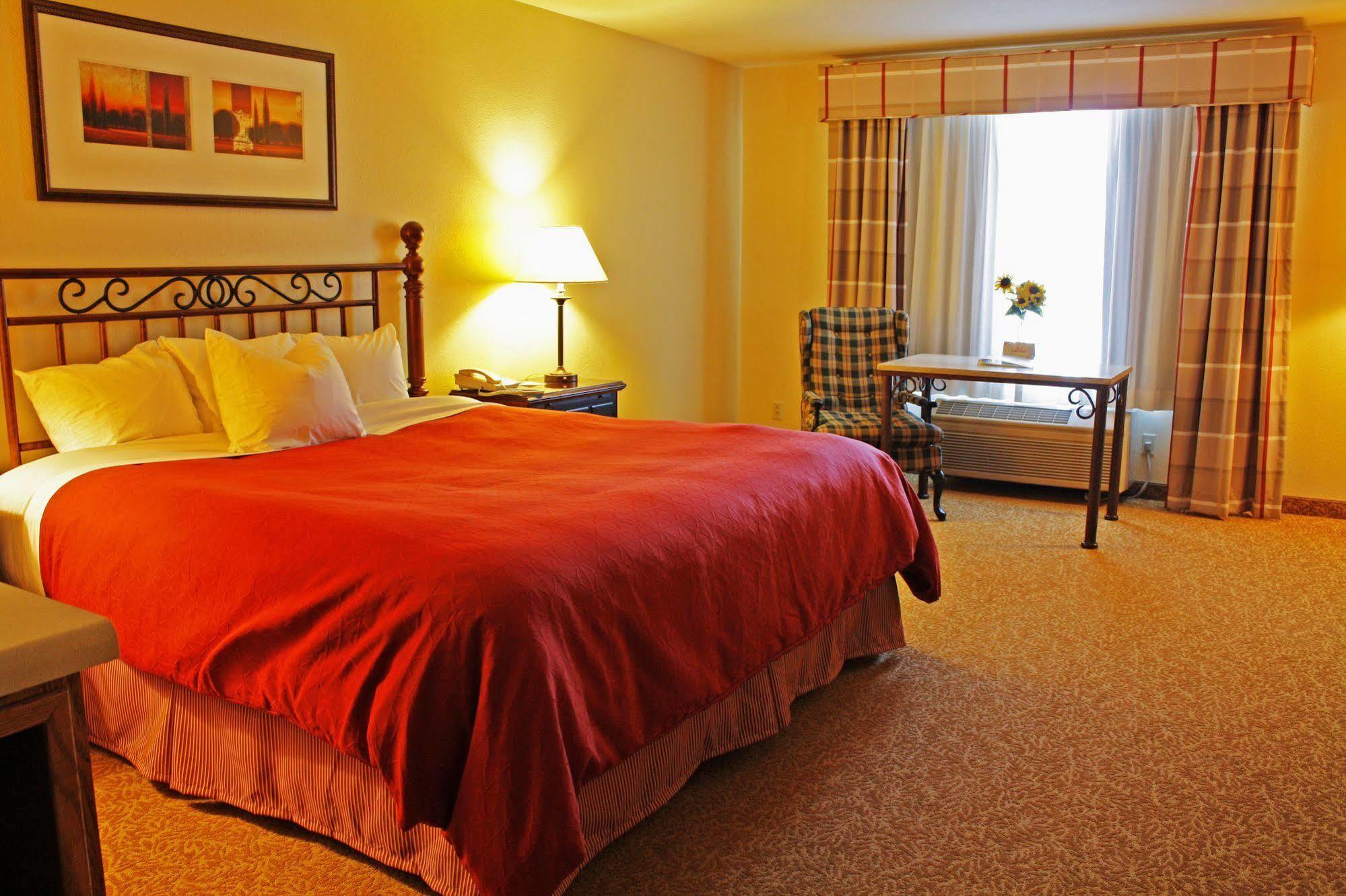 Country Inn & Suites By Radisson, Germantown, Wi Ruang foto