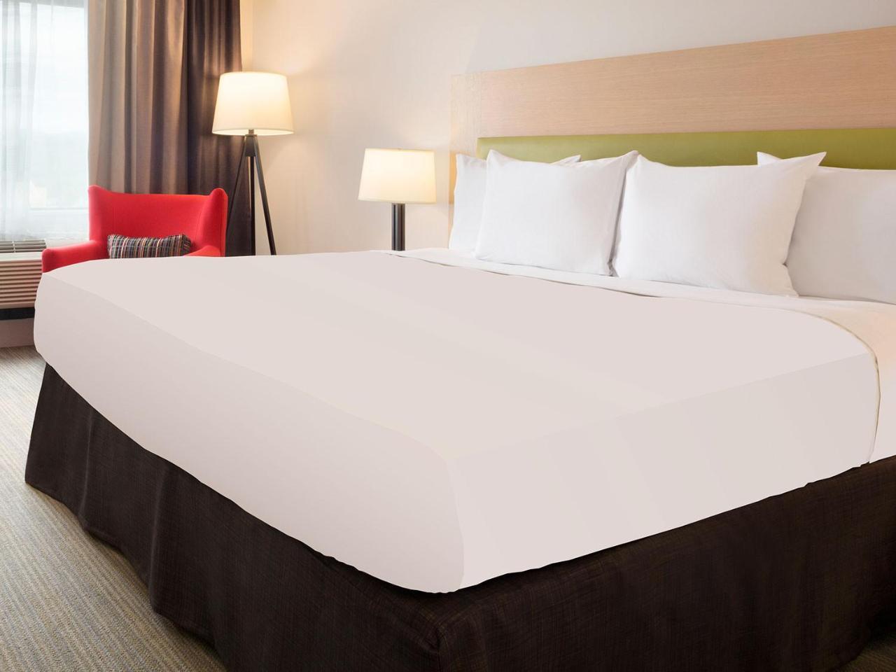 Country Inn & Suites By Radisson, Germantown, Wi Bagian luar foto