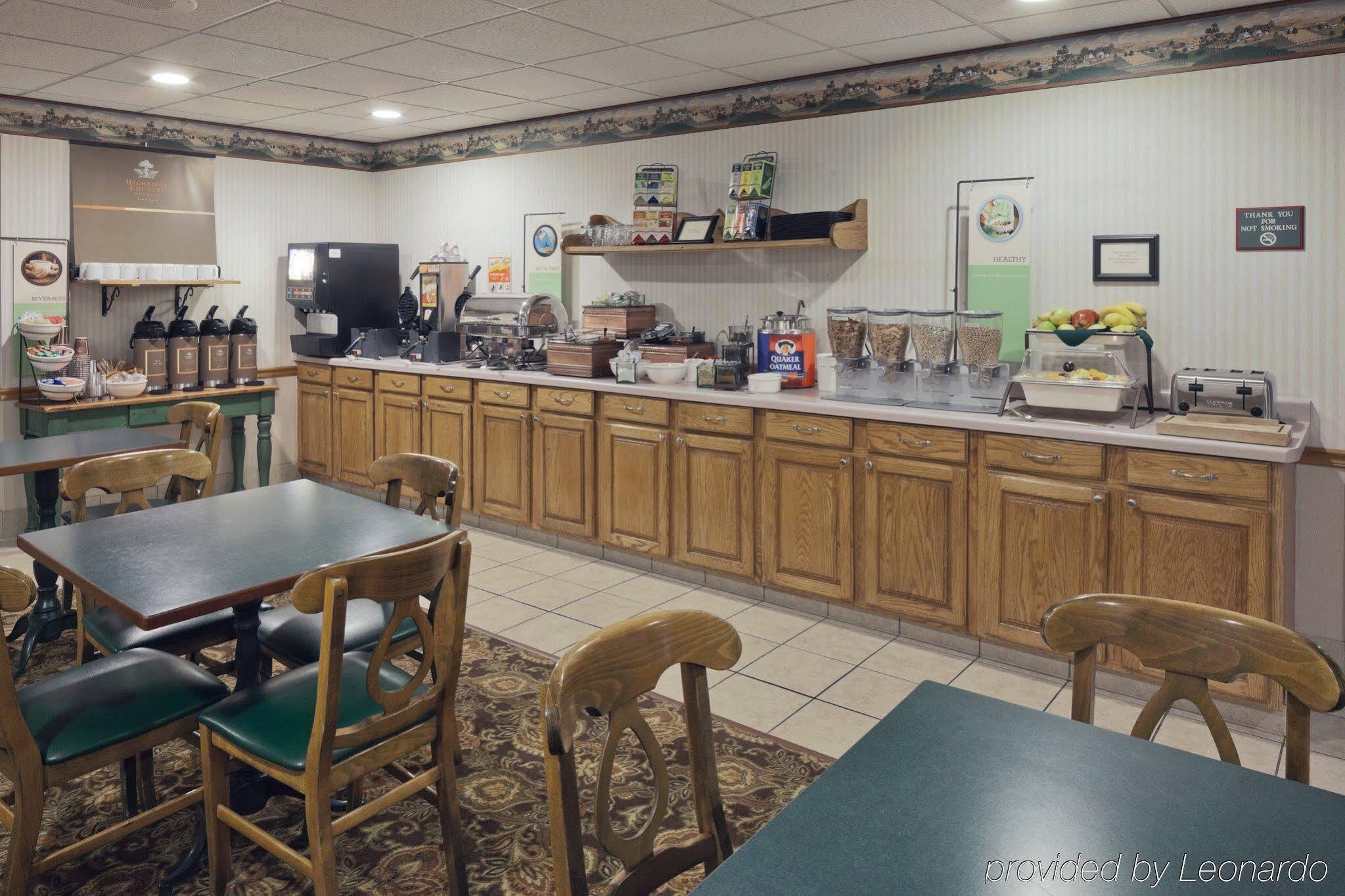Country Inn & Suites By Radisson, Germantown, Wi Bagian luar foto